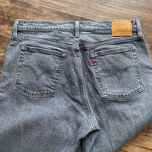 Levi’s Wedgie Jean